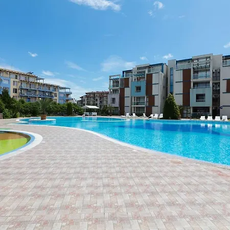 Apartment ❤spacious Studio W Kitchen Near Cacao❤beach❤iw❤ *